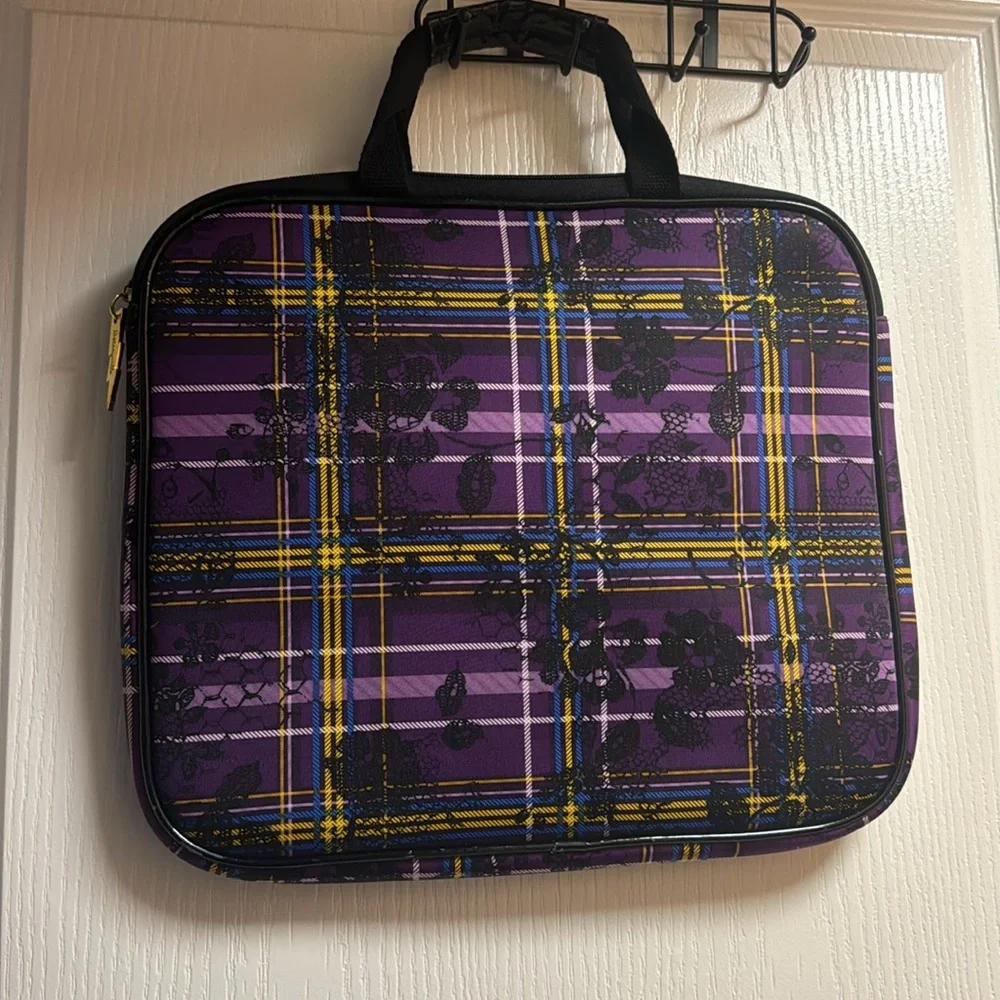 Betsey Johnson Laptop or Tablet Case